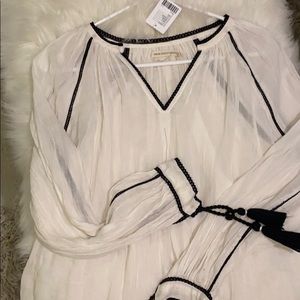 URBAN OUTFITTERS- Cream linen top (S) NWT